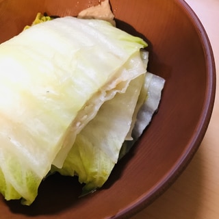 【302kcal】白菜と餃子の皮でミルフィーユ鍋